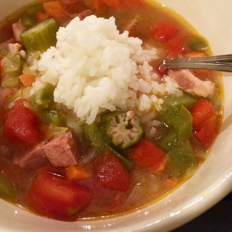 An easy gumbo recipe with rice and vegetables.