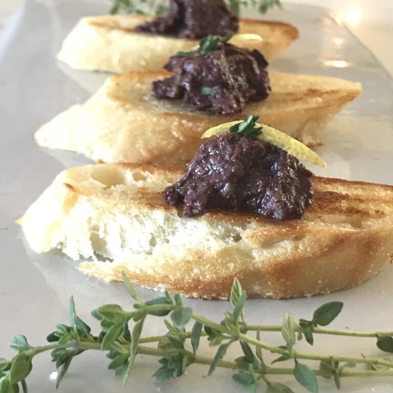 Olive and thyme tapenade