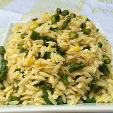 Risotto with lemon and asparagus, for those seeking a refreshing twist on classic Italian cuisine.